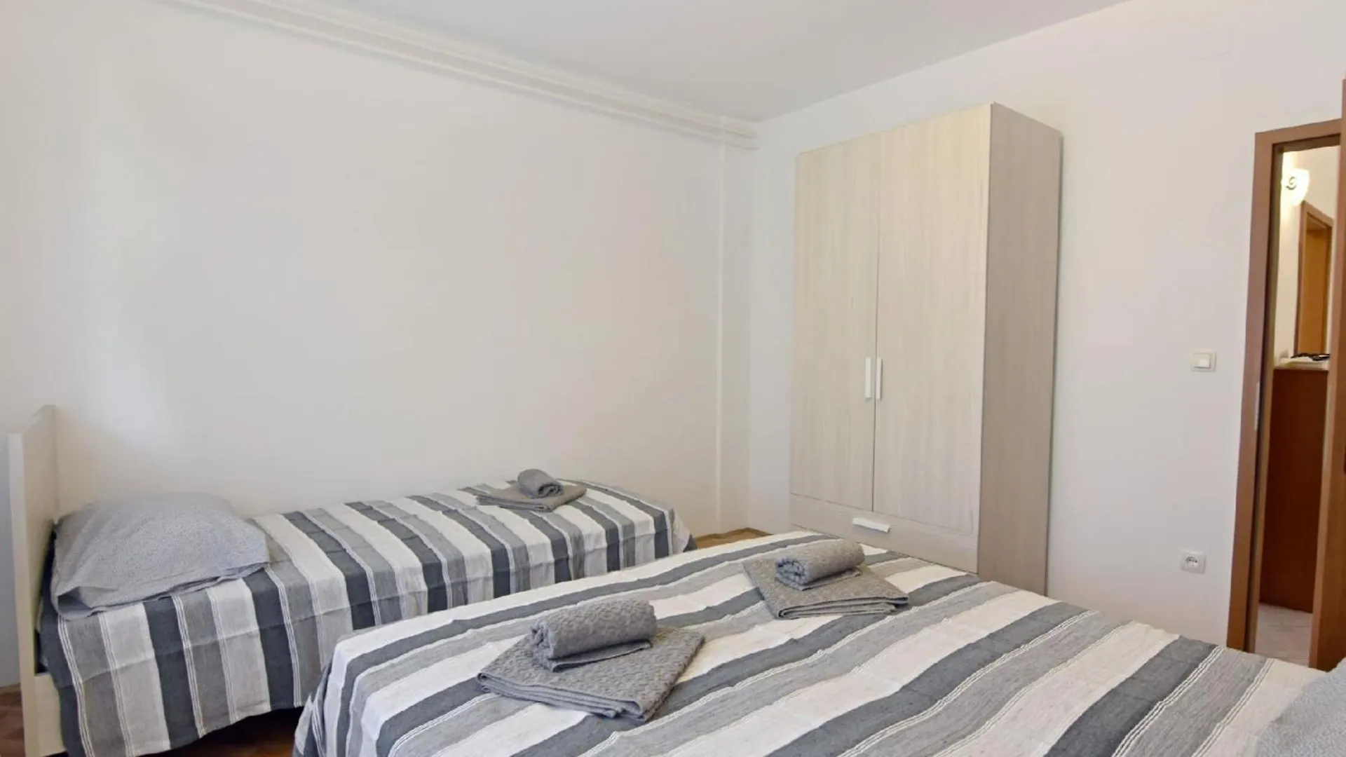 Wunderschoene Ferienwohnung In Umag Mit Schoener Terrasse 0*,  Hırvatistan